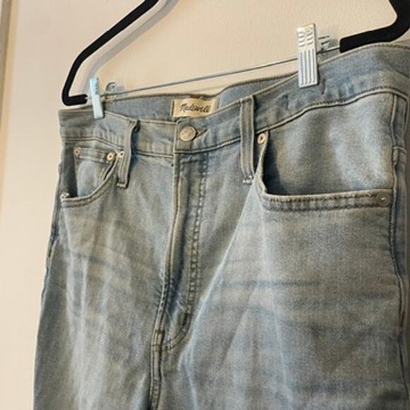 Madewell The Perfect Vintage Straight Jean in Danby Wash: Knee Rip Edition Sz 30 - Picture 6 of 15